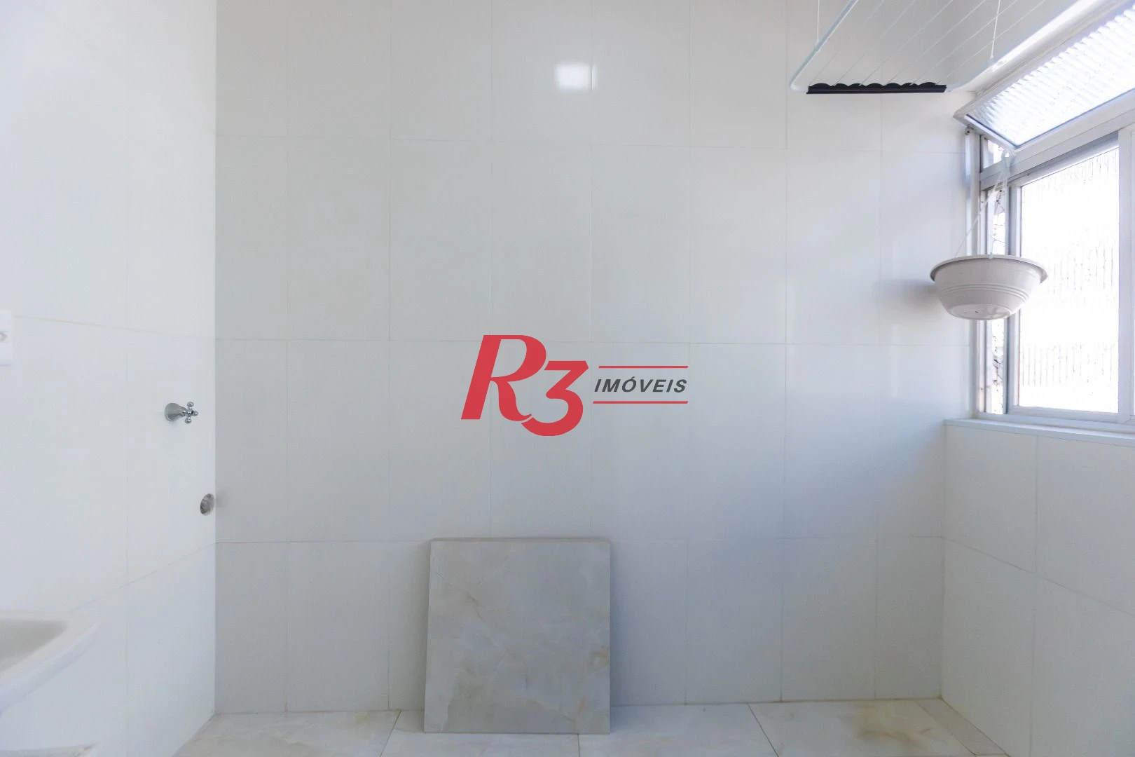 Apartamento com 1 dormitório à venda, 52 m² por R$ 320.000,00 - Encruzilhada - Santos/SP