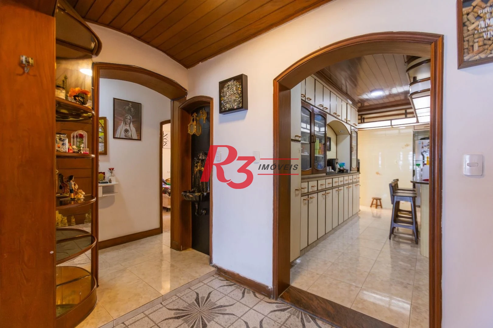 Apartamento com 3 dormitórios à venda, 180 m² por R$ 1.630.000,00 - Gonzaga - Santos/SP