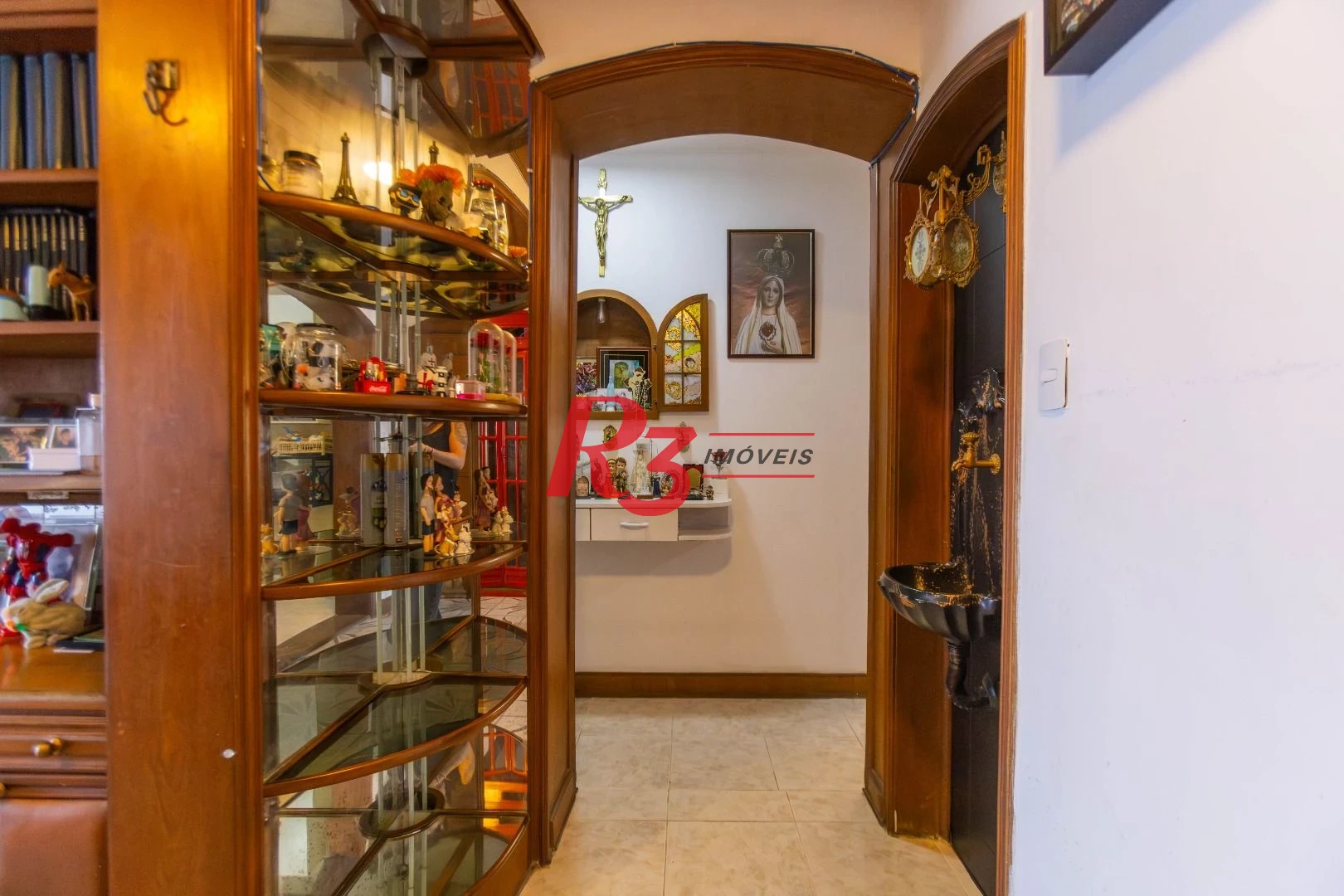 Apartamento com 3 dormitórios à venda, 180 m² por R$ 1.630.000,00 - Gonzaga - Santos/SP