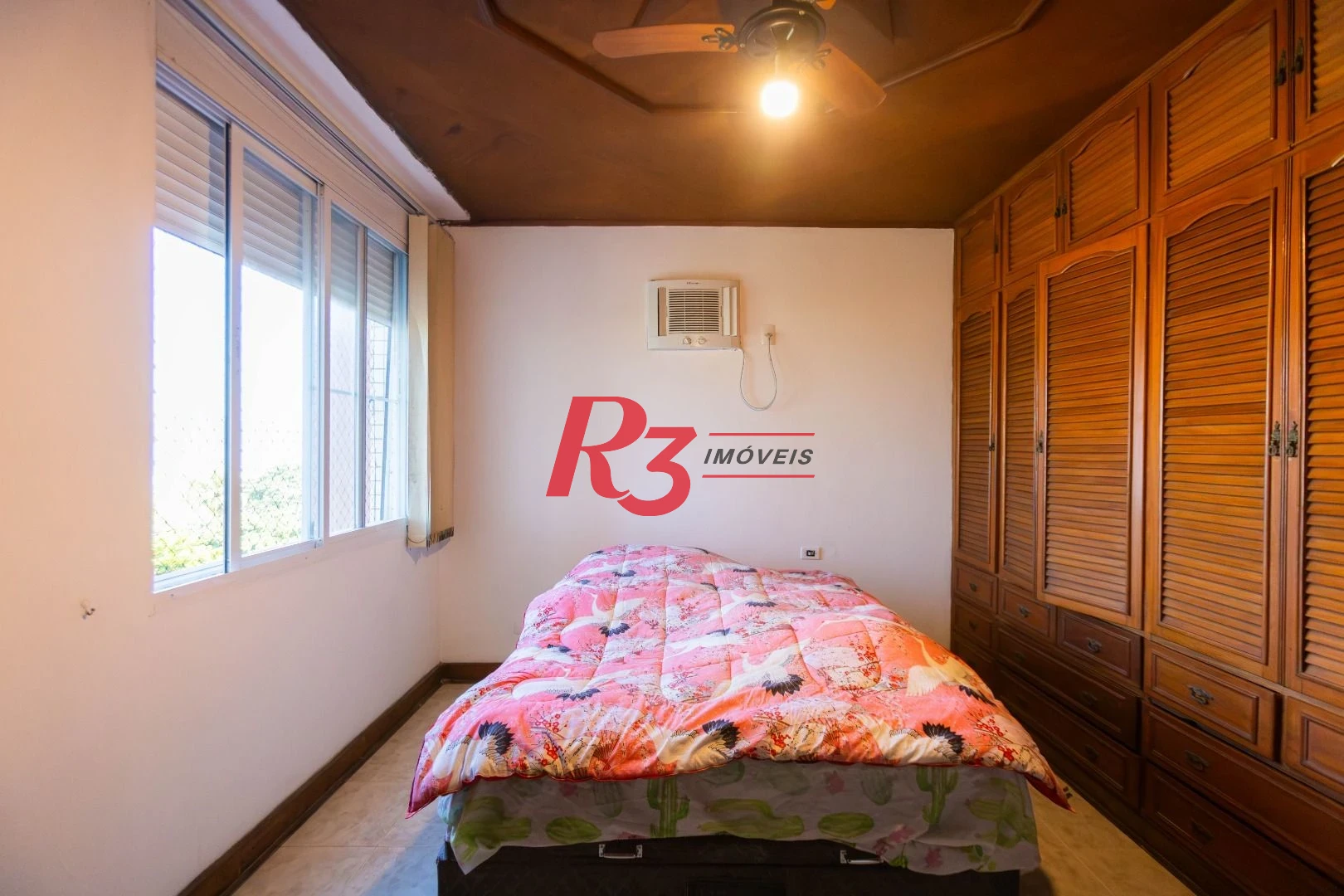 Apartamento com 3 dormitórios à venda, 180 m² por R$ 1.630.000,00 - Gonzaga - Santos/SP