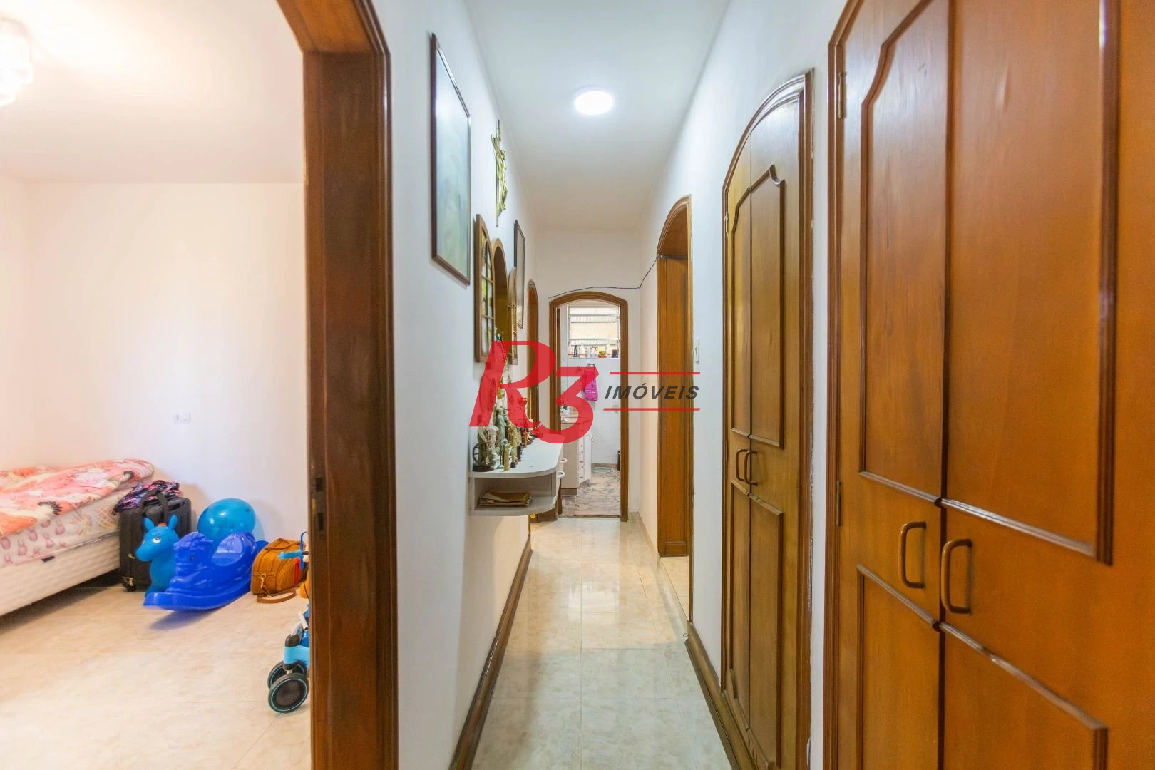 Apartamento com 3 dormitórios à venda, 180 m² por R$ 1.630.000,00 - Gonzaga - Santos/SP