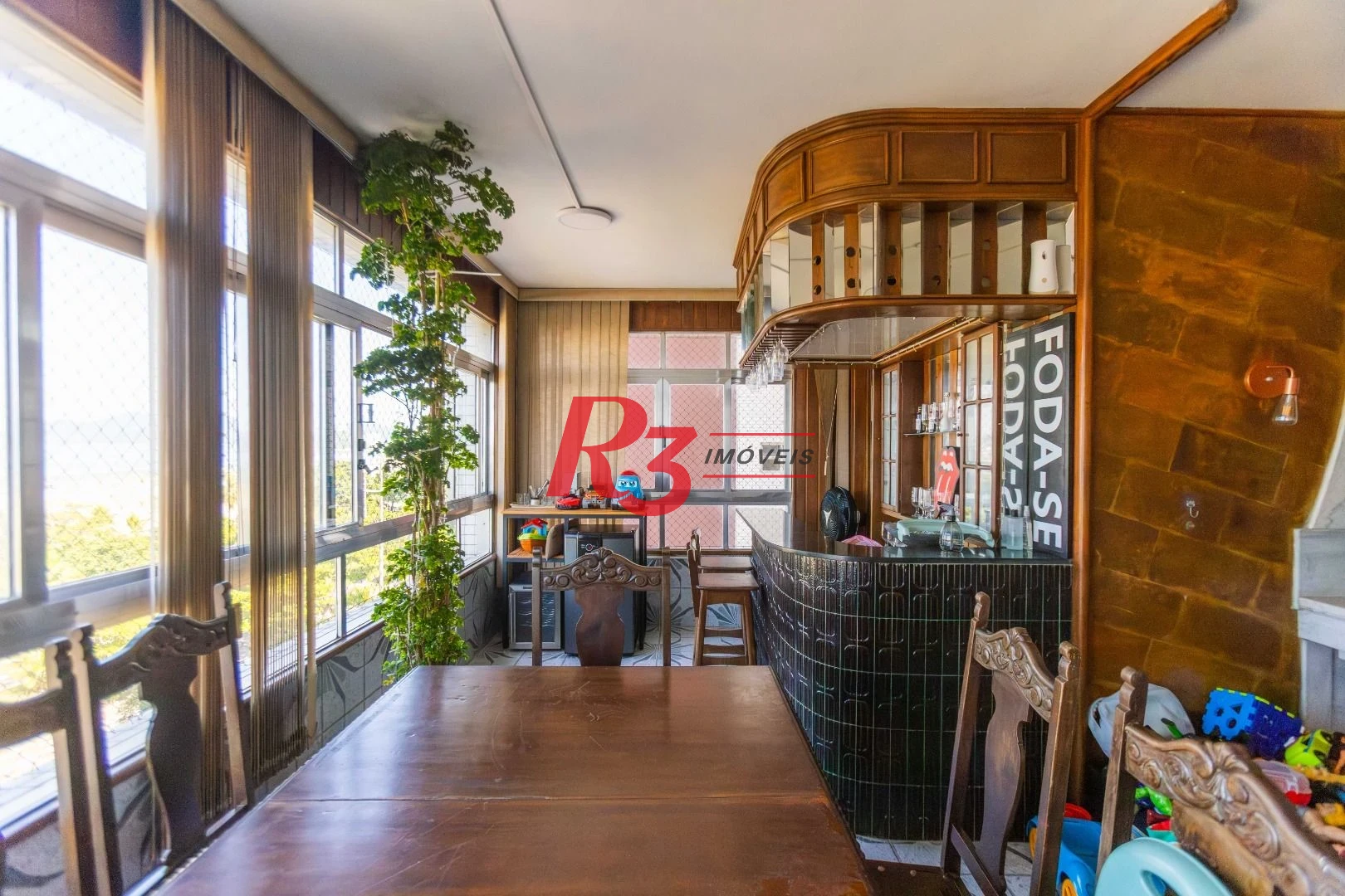 Apartamento com 3 dormitórios à venda, 180 m² por R$ 1.630.000,00 - Gonzaga - Santos/SP