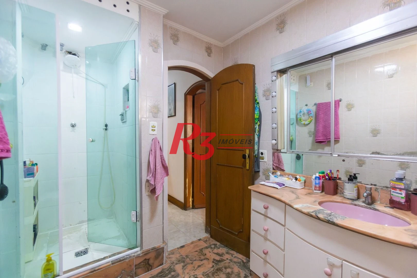 Apartamento com 3 dormitórios à venda, 180 m² por R$ 1.630.000,00 - Gonzaga - Santos/SP