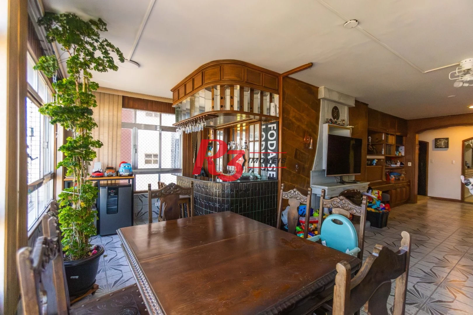 Apartamento com 3 dormitórios à venda, 180 m² por R$ 1.630.000,00 - Gonzaga - Santos/SP