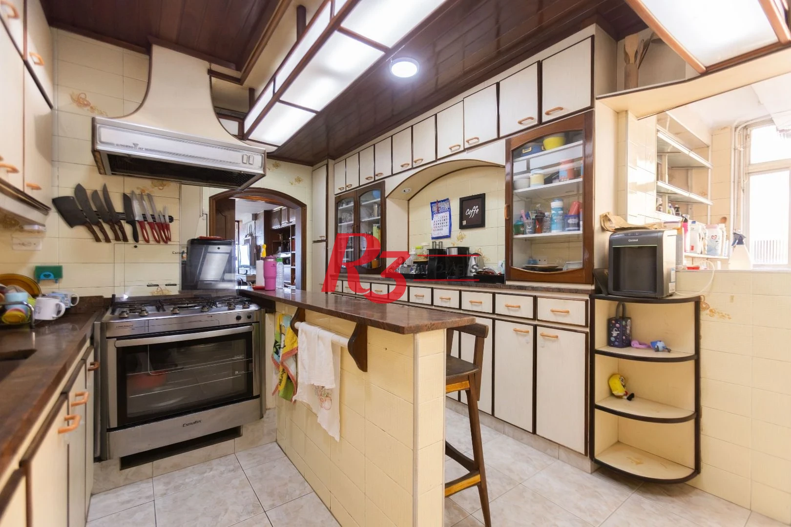 Apartamento com 3 dormitórios à venda, 180 m² por R$ 1.630.000,00 - Gonzaga - Santos/SP