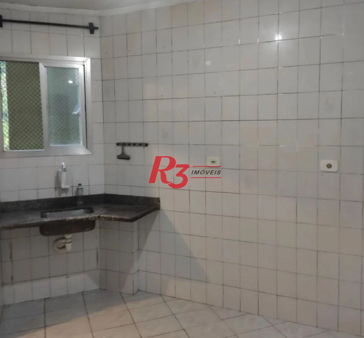 Apartamento com 2 dormitórios à venda, 68 m² por R$ 300.000,00 - Saboó - Santos/SP