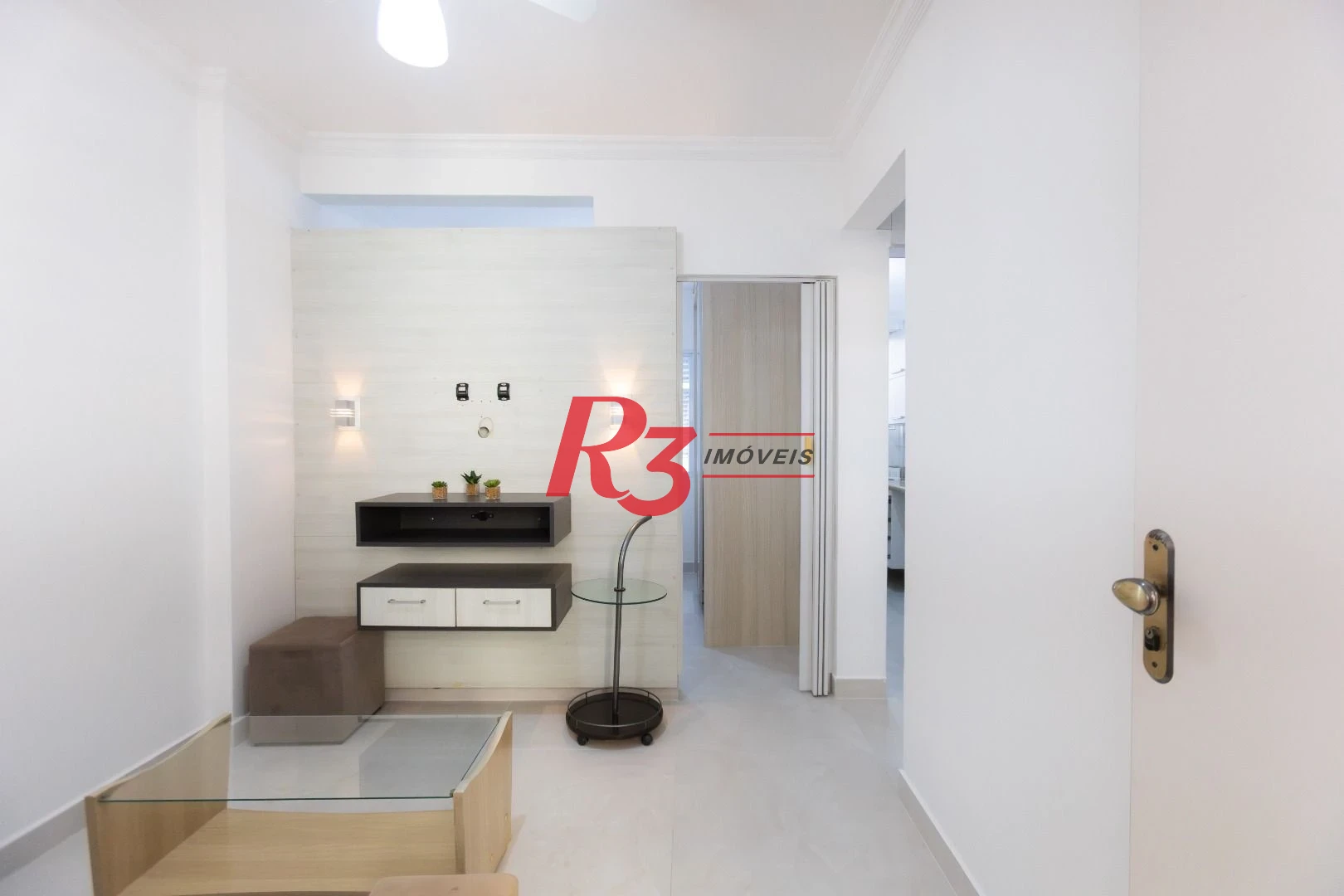 Apartamento para alugar, 37 m² por R$ 3.000,00/mês - José Menino - Santos/SP