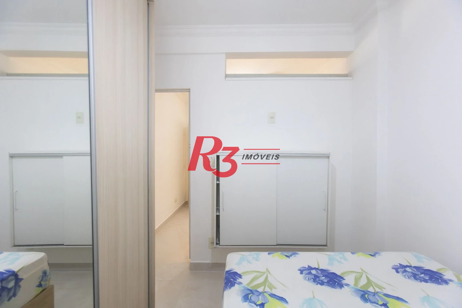 Apartamento para alugar, 37 m² por R$ 3.000,00/mês - José Menino - Santos/SP