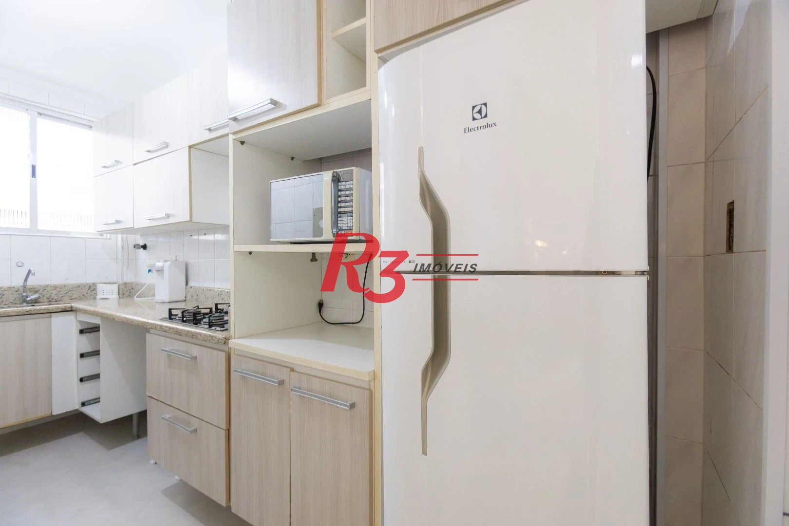 Apartamento para alugar, 37 m² por R$ 3.000,00/mês - José Menino - Santos/SP