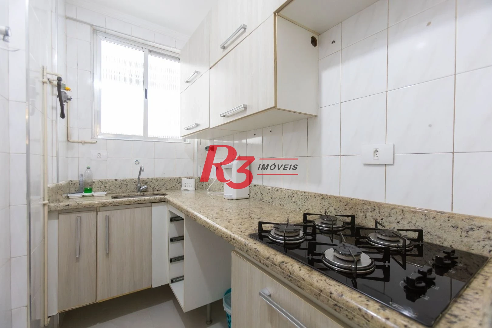 Apartamento para alugar, 37 m² por R$ 3.000,00/mês - José Menino - Santos/SP