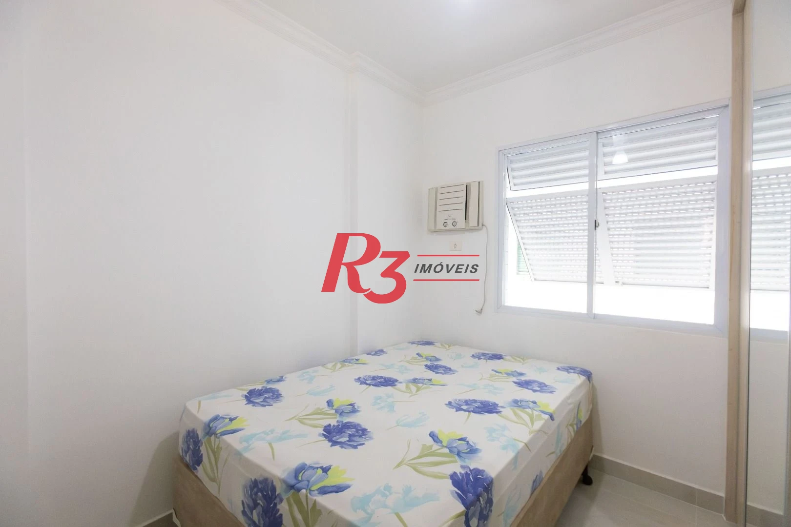 Apartamento para alugar, 37 m² por R$ 3.000,00/mês - José Menino - Santos/SP