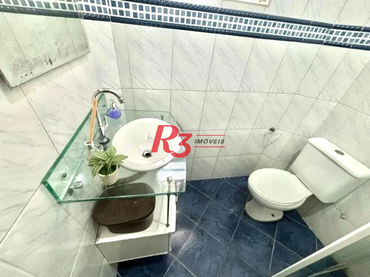 Casa com 3 dormitórios à venda, 152 m² por R$ 860.000,00 - Aparecida - Santos/SP