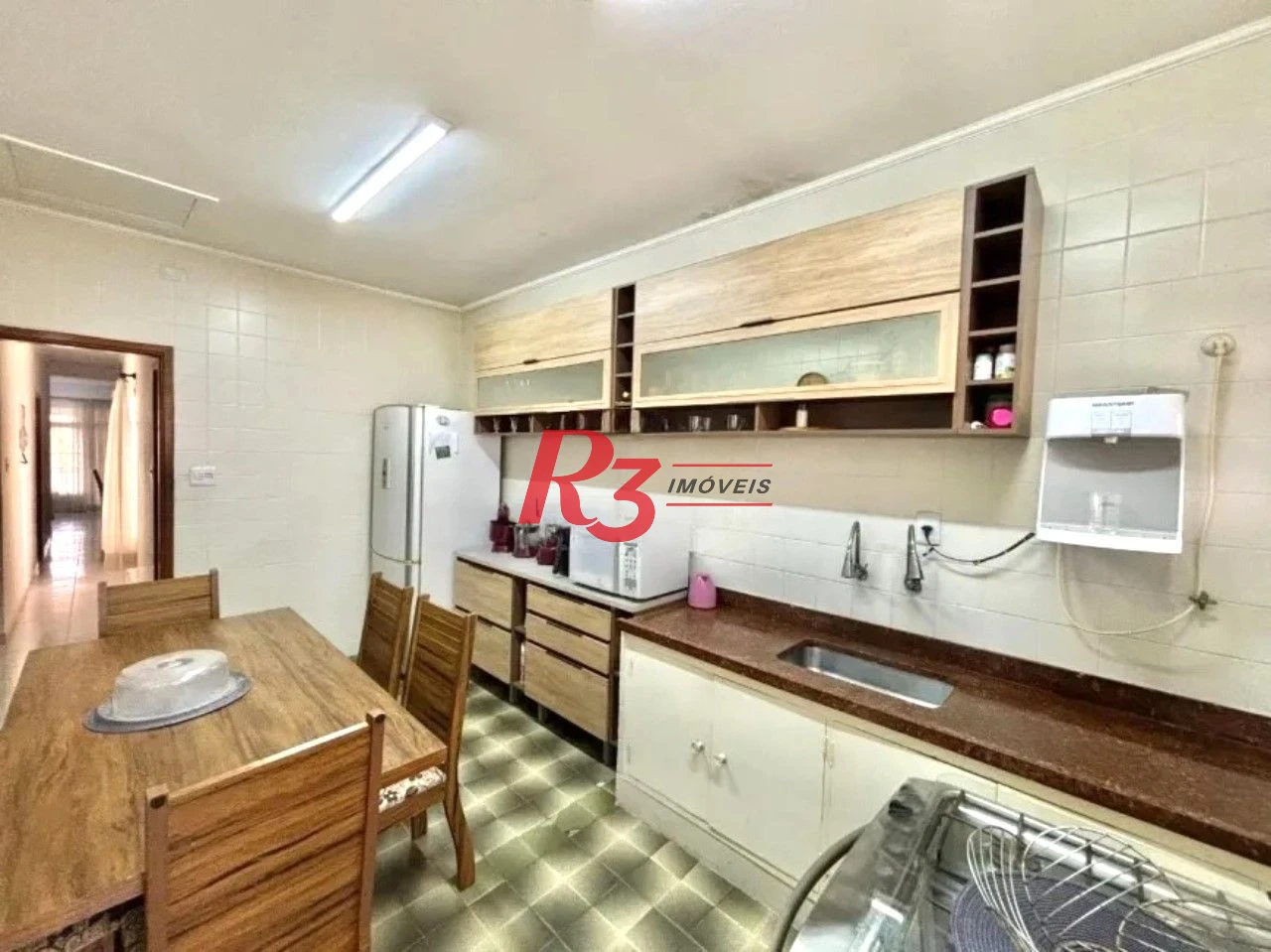Casa com 3 dormitórios à venda, 152 m² por R$ 860.000,00 - Aparecida - Santos/SP