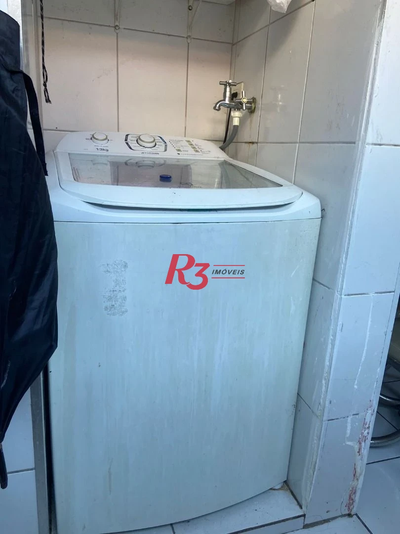 Apartamento com 2 dormitórios à venda, 80 m² por R$ 340.000,00 - Gonzaga - Santos/SP