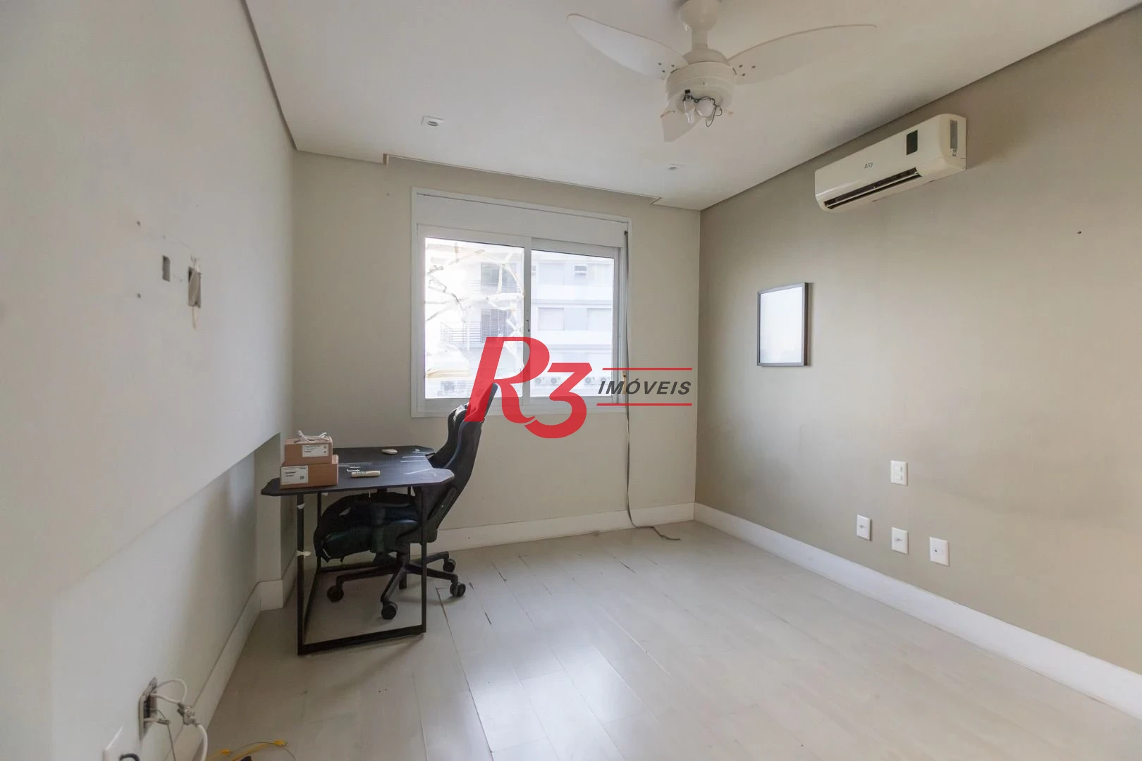 Apartamento à venda, 194 m² por R$ 1.470.000,00 - Boqueirão - Santos/SP