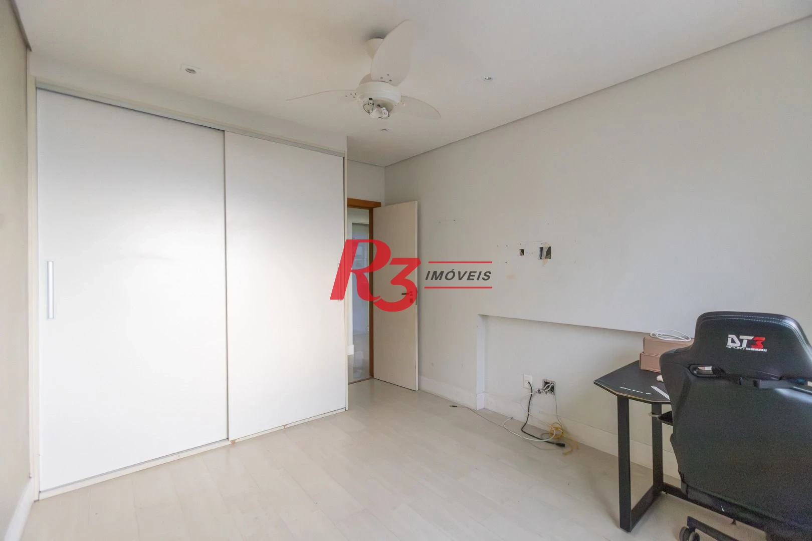 Apartamento à venda, 194 m² por R$ 1.470.000,00 - Boqueirão - Santos/SP