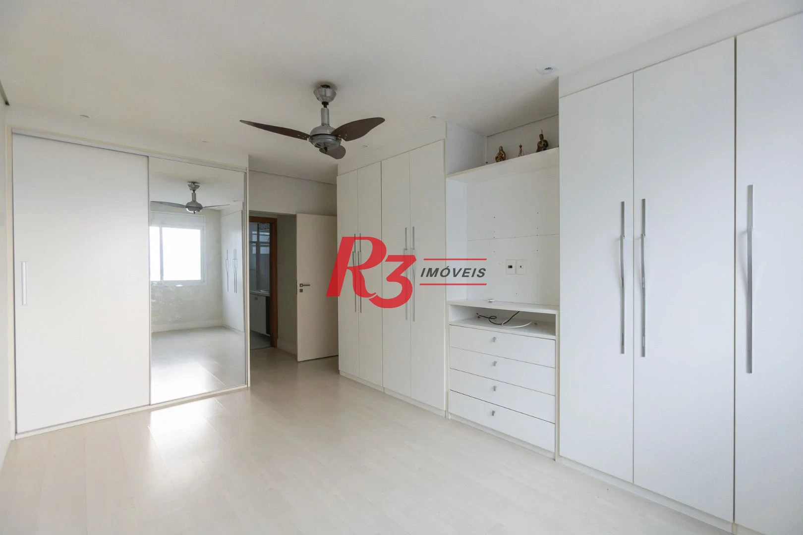 Apartamento à venda, 194 m² por R$ 1.470.000,00 - Boqueirão - Santos/SP