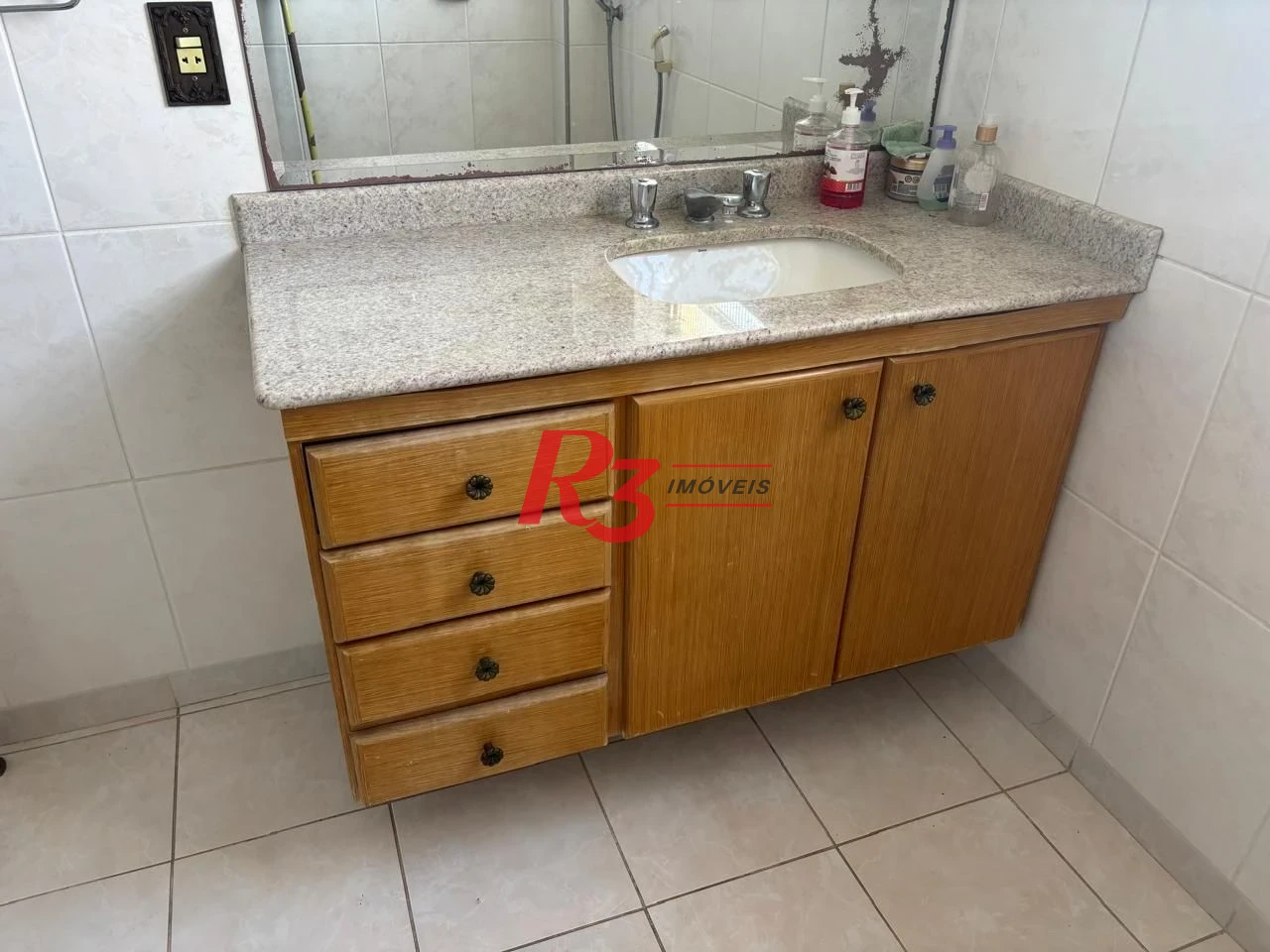 Apartamento com 3 dormitórios à venda, 155 m² por R$ 800.000,00 - Boqueirão - Santos/SP