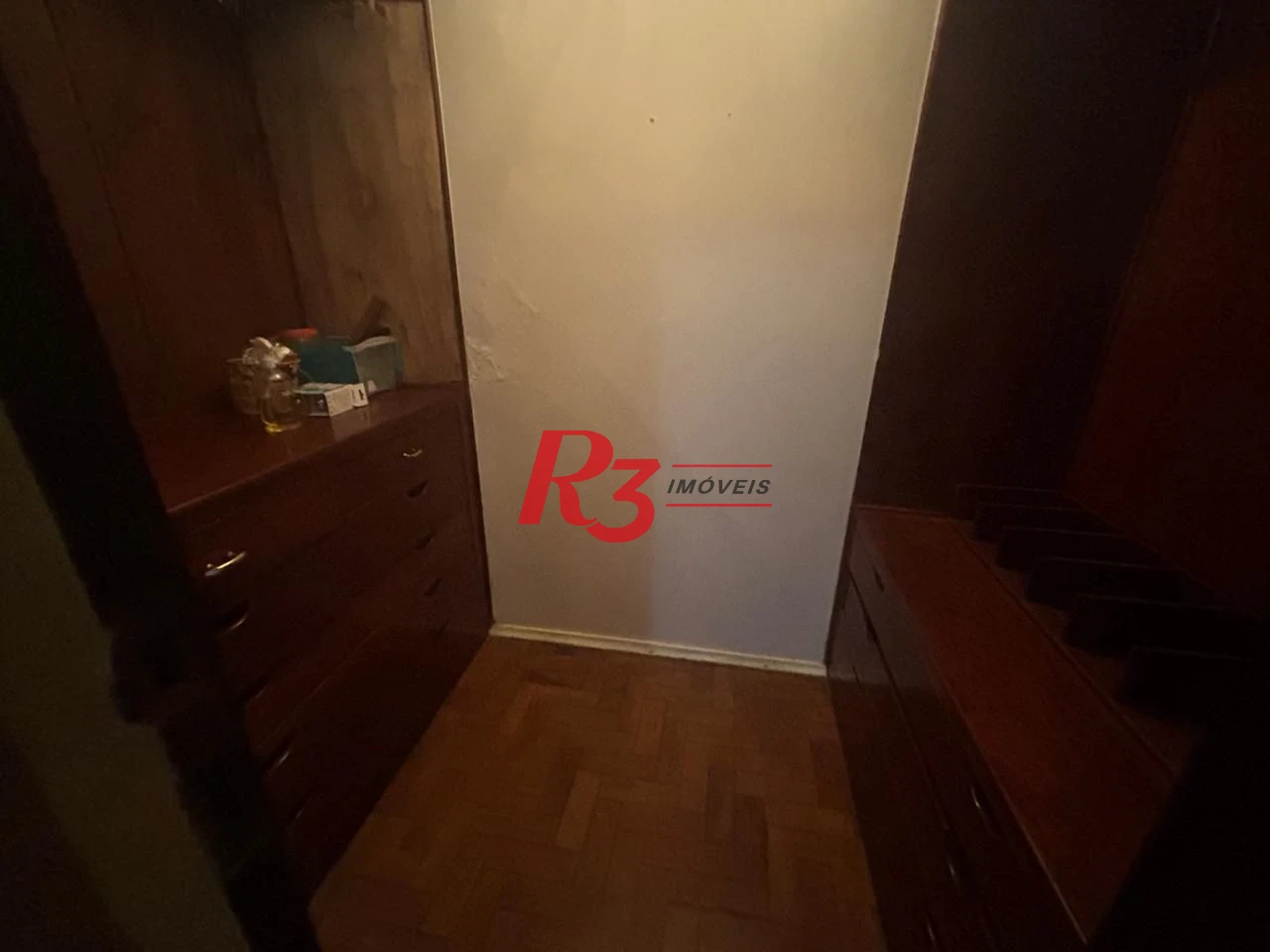 Apartamento com 3 dormitórios à venda, 155 m² por R$ 800.000,00 - Boqueirão - Santos/SP