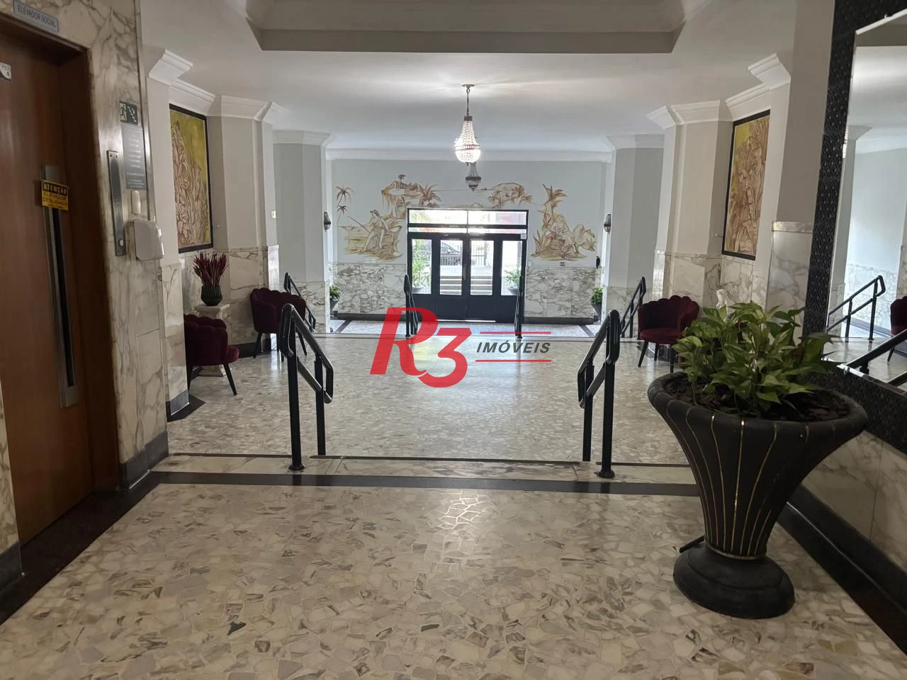 Apartamento com 3 dormitórios à venda, 155 m² por R$ 800.000,00 - Boqueirão - Santos/SP