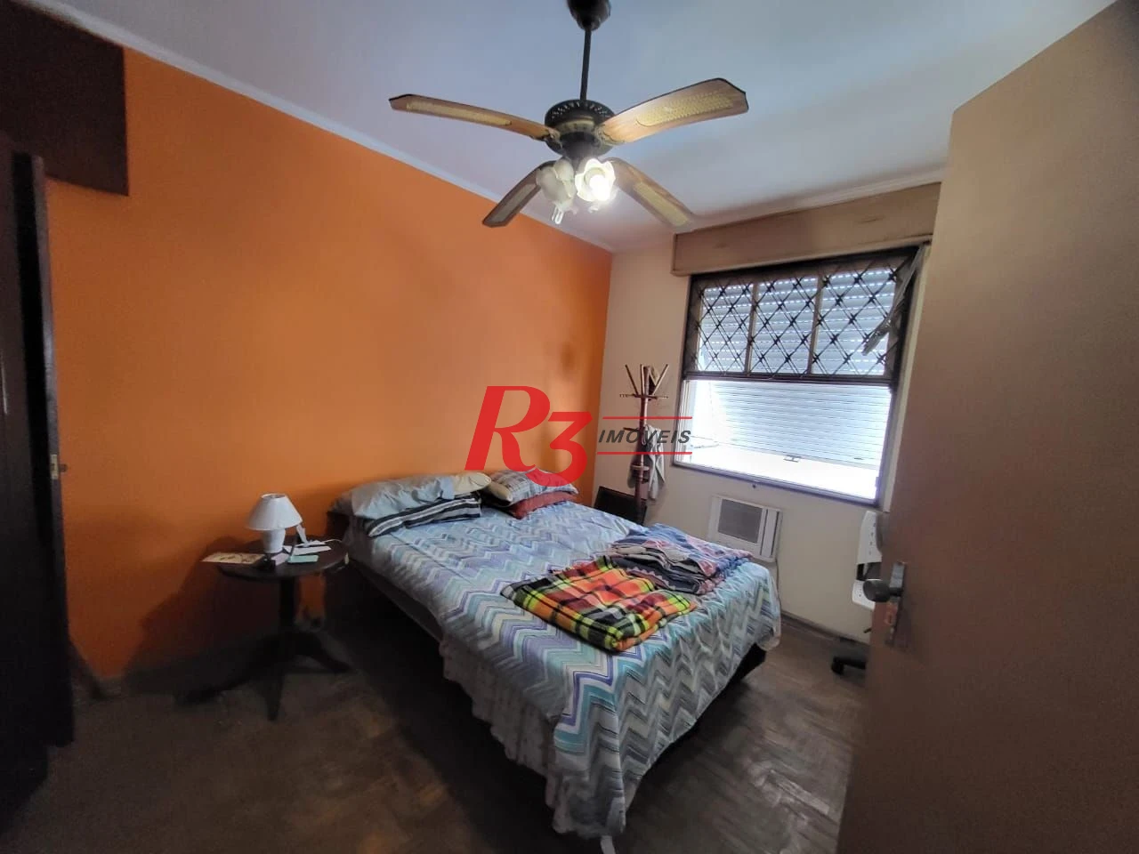 Apartamento com 3 dormitórios à venda, 150 m² por R$ 700.000,00 - Gonzaga - Santos/SP