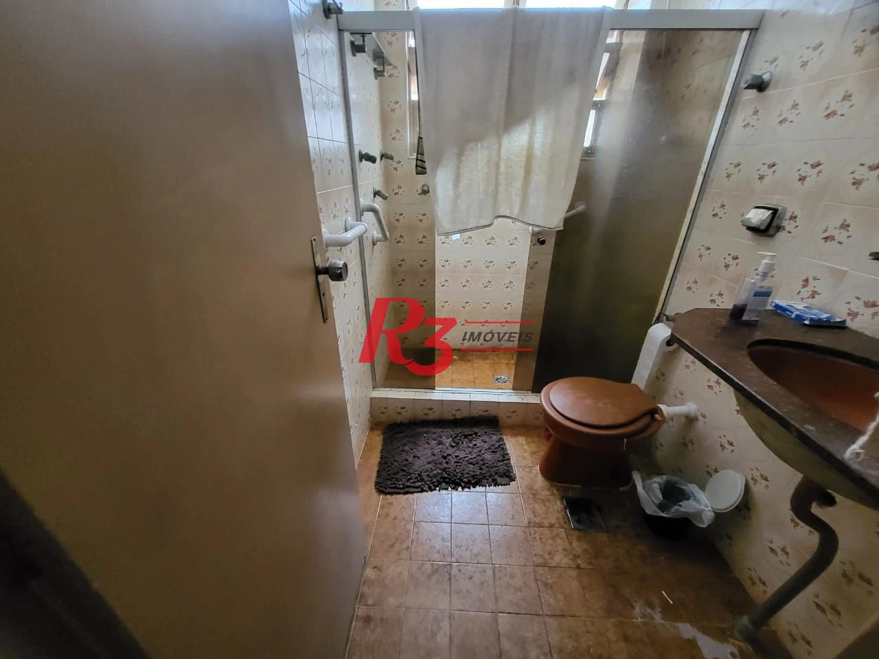 Apartamento com 3 dormitórios à venda, 150 m² por R$ 700.000,00 - Gonzaga - Santos/SP