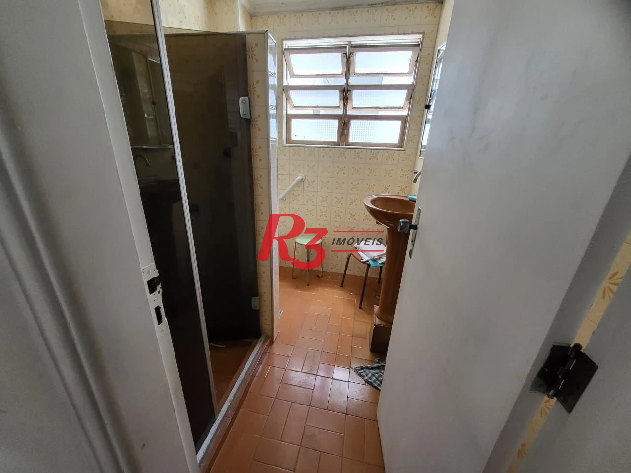 Apartamento com 3 dormitórios à venda, 150 m² por R$ 700.000,00 - Gonzaga - Santos/SP