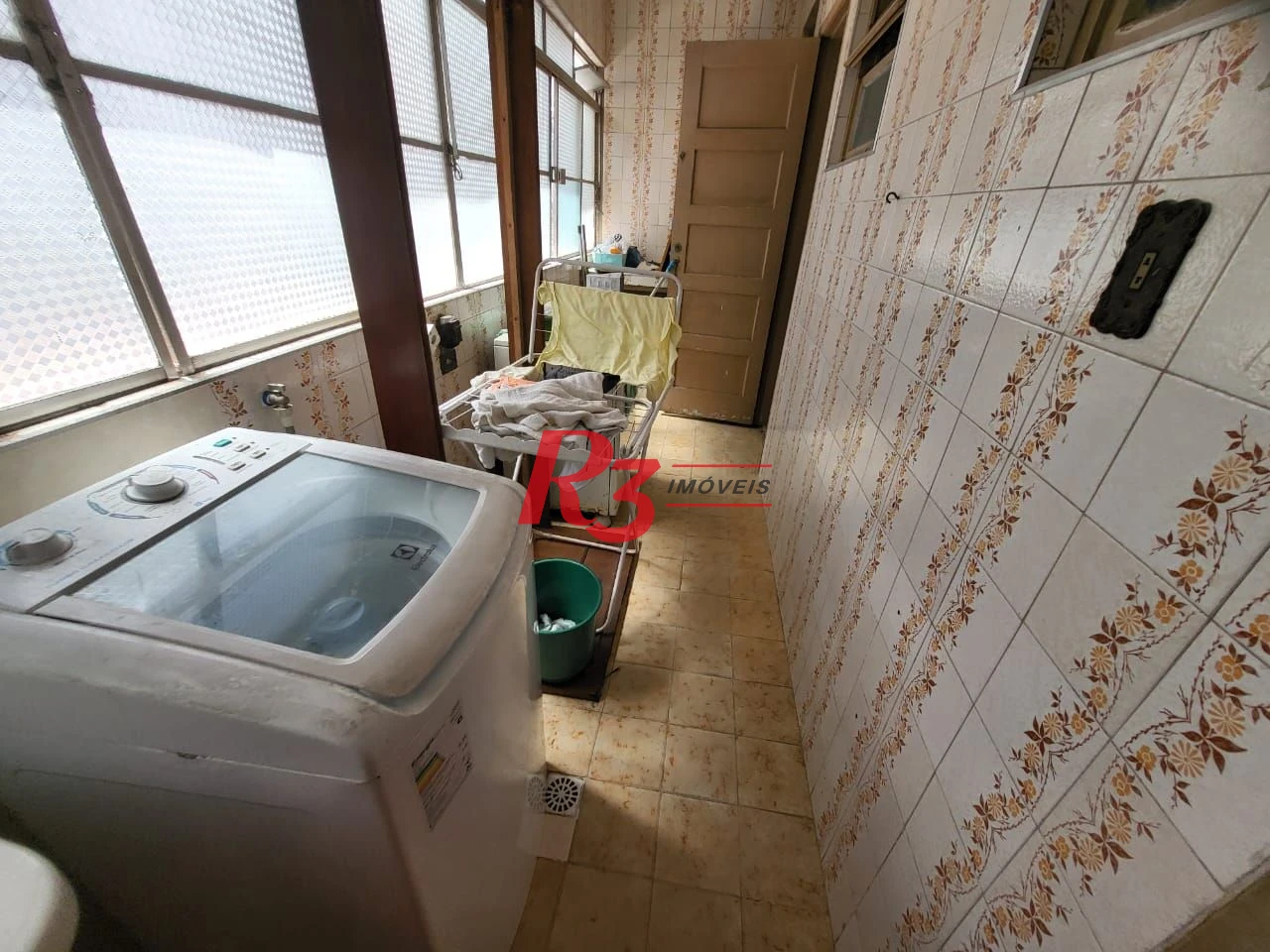 Apartamento com 3 dormitórios à venda, 150 m² por R$ 700.000,00 - Gonzaga - Santos/SP