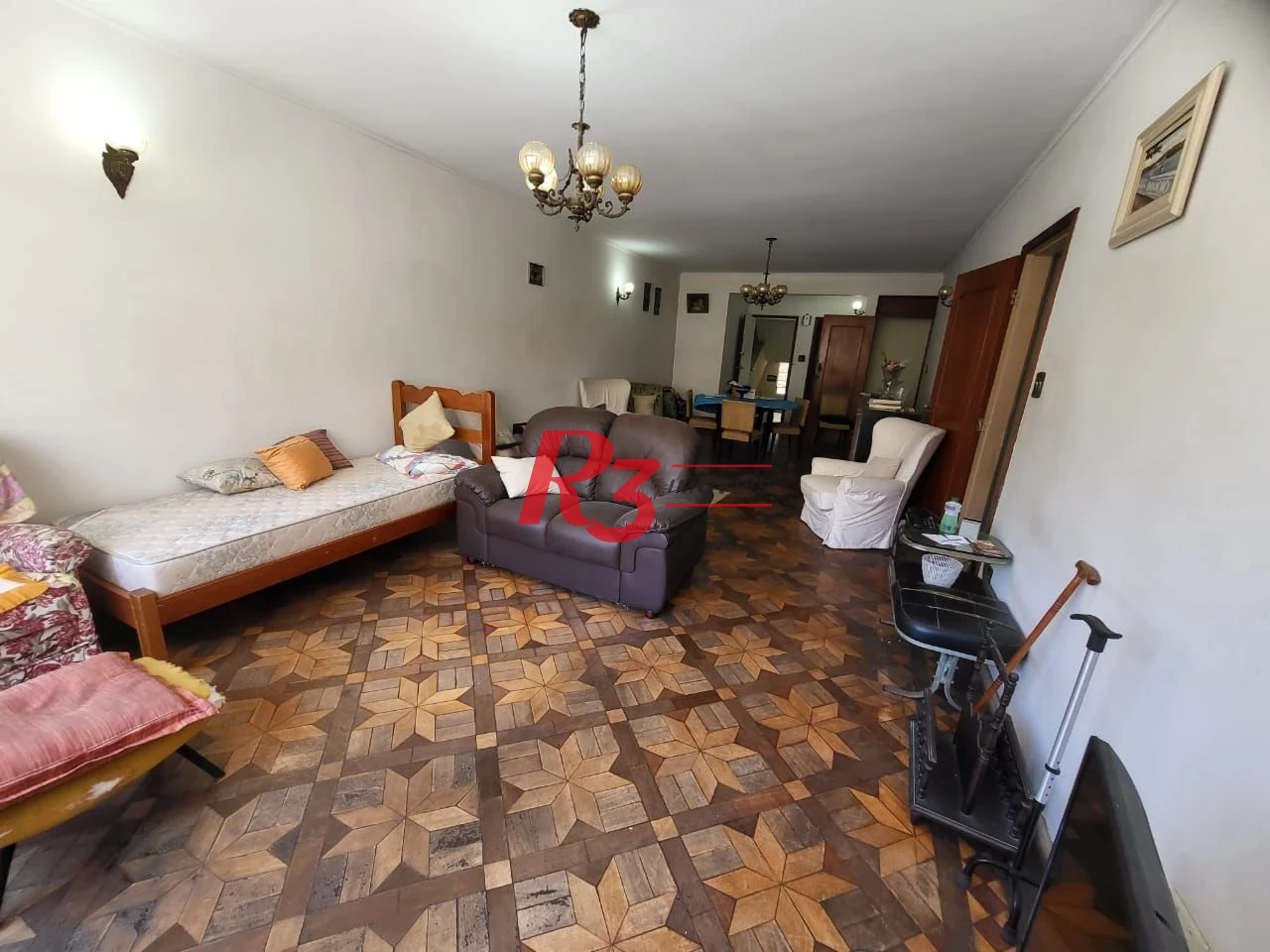 Apartamento com 3 dormitórios à venda, 150 m² por R$ 700.000,00 - Gonzaga - Santos/SP