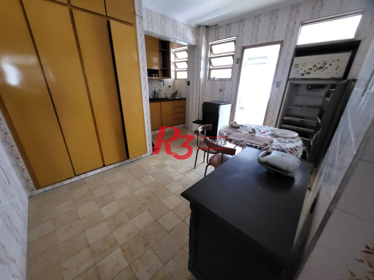 Apartamento com 3 dormitórios à venda, 150 m² por R$ 700.000,00 - Gonzaga - Santos/SP