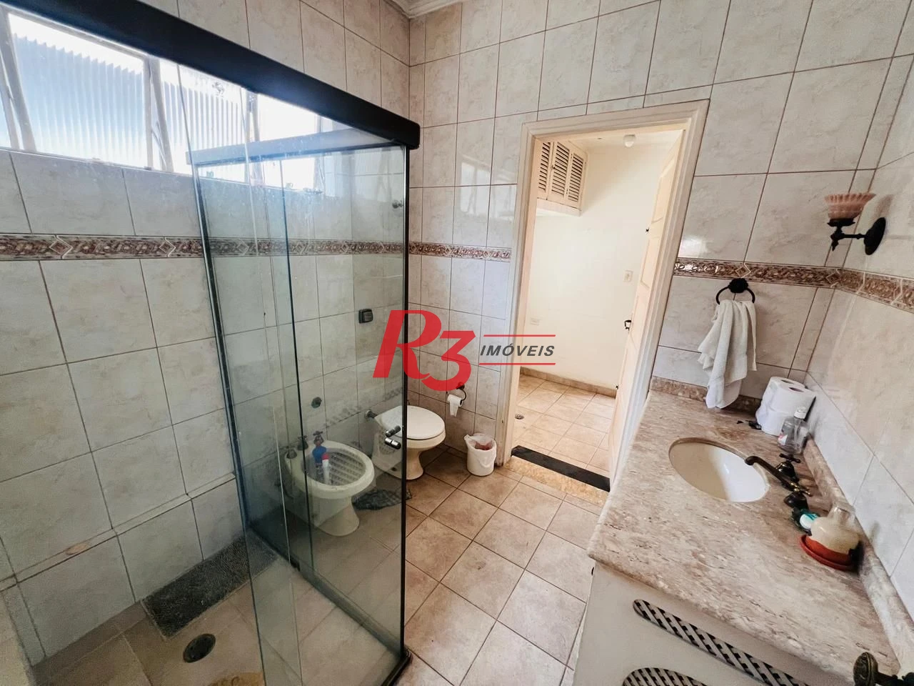 Sobrado com 3 dormitórios à venda, 311 m² por R$ 3.000.000,00 - Embaré - Santos/SP