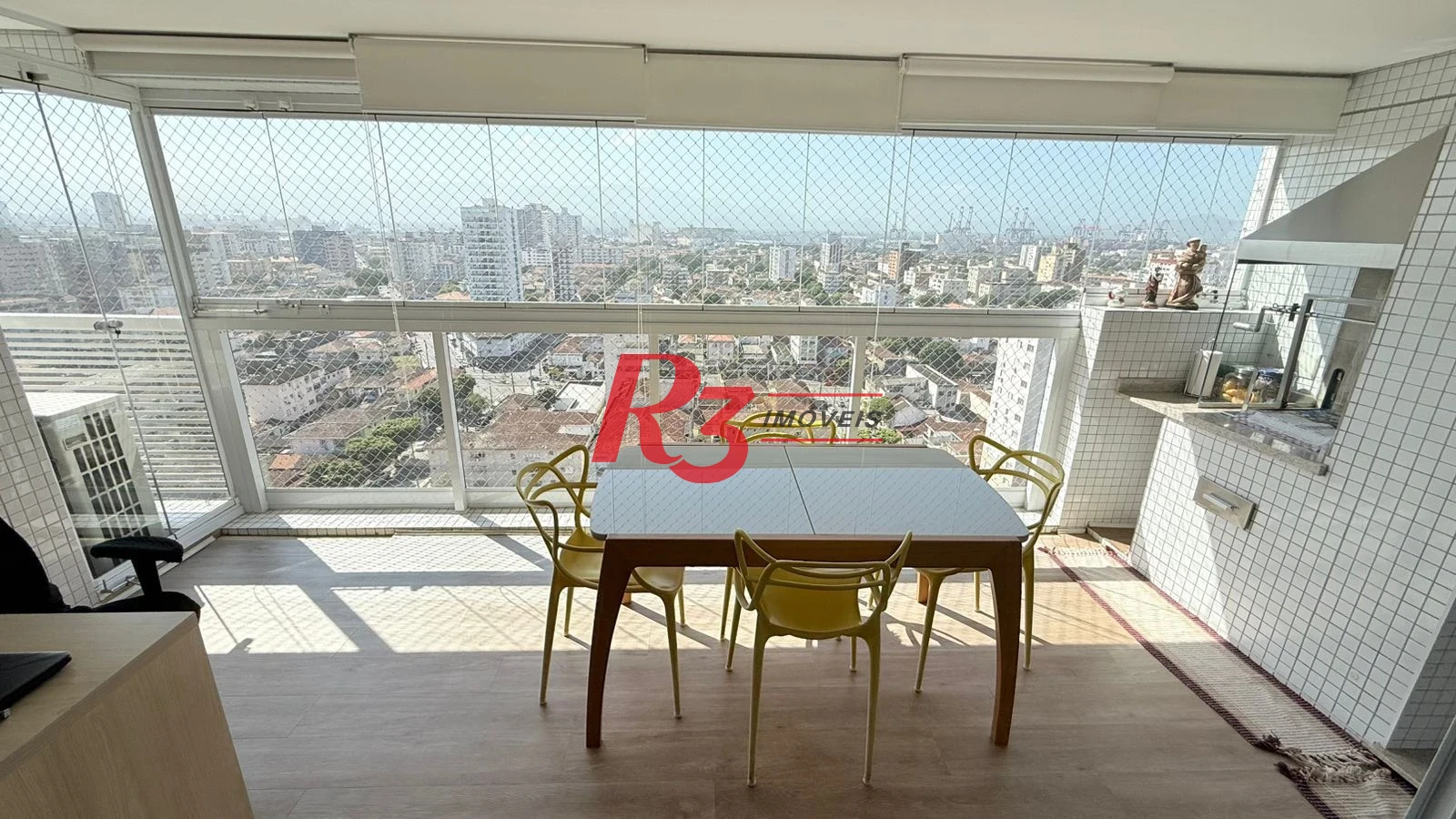 Apartamento com 3 dormitórios à venda, 131 m² por R$ 1.890.000,00 - Embaré - Santos/SP
