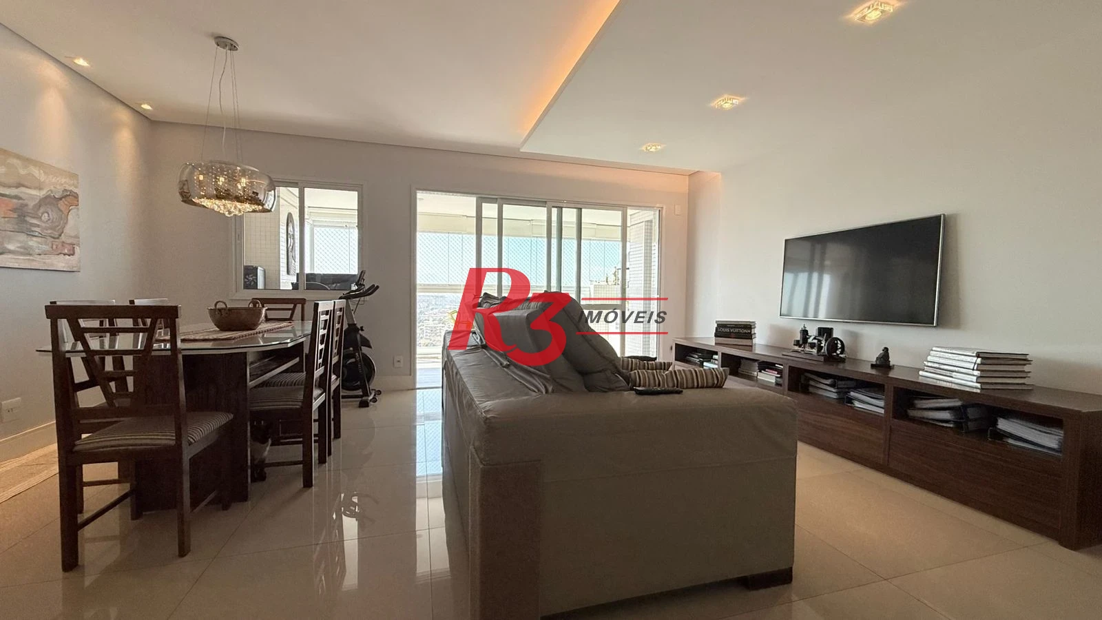 Apartamento com 3 dormitórios à venda, 131 m² por R$ 1.890.000,00 - Embaré - Santos/SP