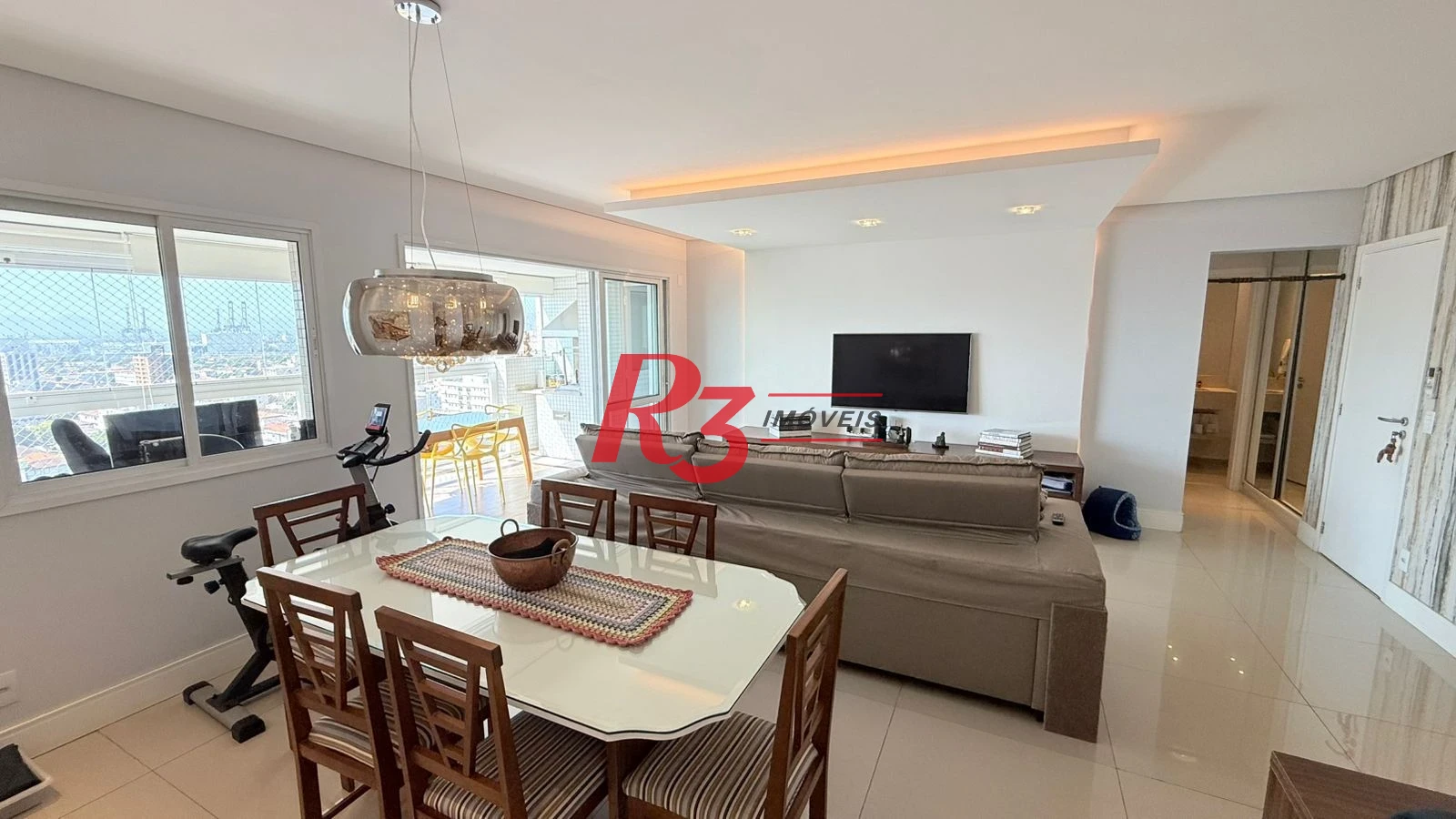 Apartamento com 3 dormitórios à venda, 131 m² por R$ 1.890.000,00 - Embaré - Santos/SP