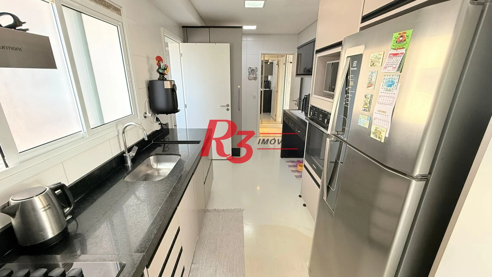 Apartamento com 3 dormitórios à venda, 131 m² por R$ 1.890.000,00 - Embaré - Santos/SP