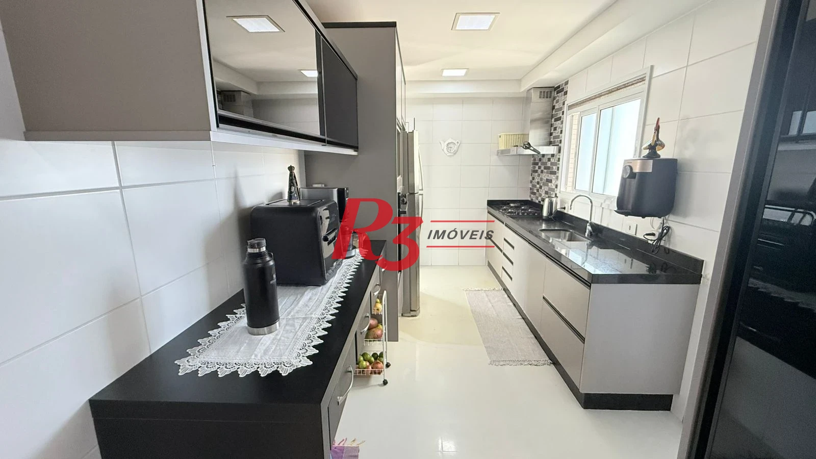 Apartamento com 3 dormitórios à venda, 131 m² por R$ 1.890.000,00 - Embaré - Santos/SP