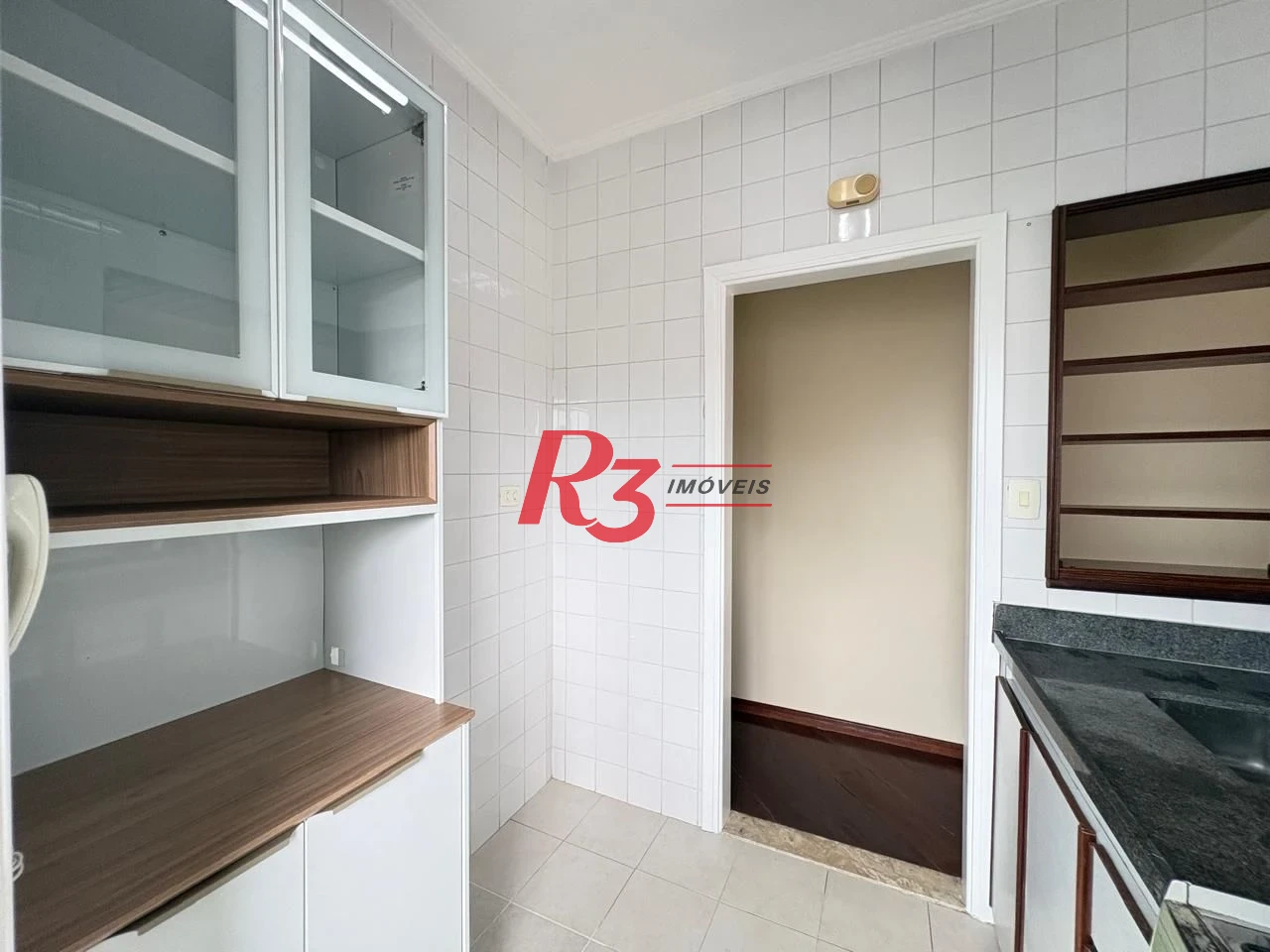 Apartamento para alugar, 48 m² por R$ 3.750,02/mês - José Menino - Santos/SP