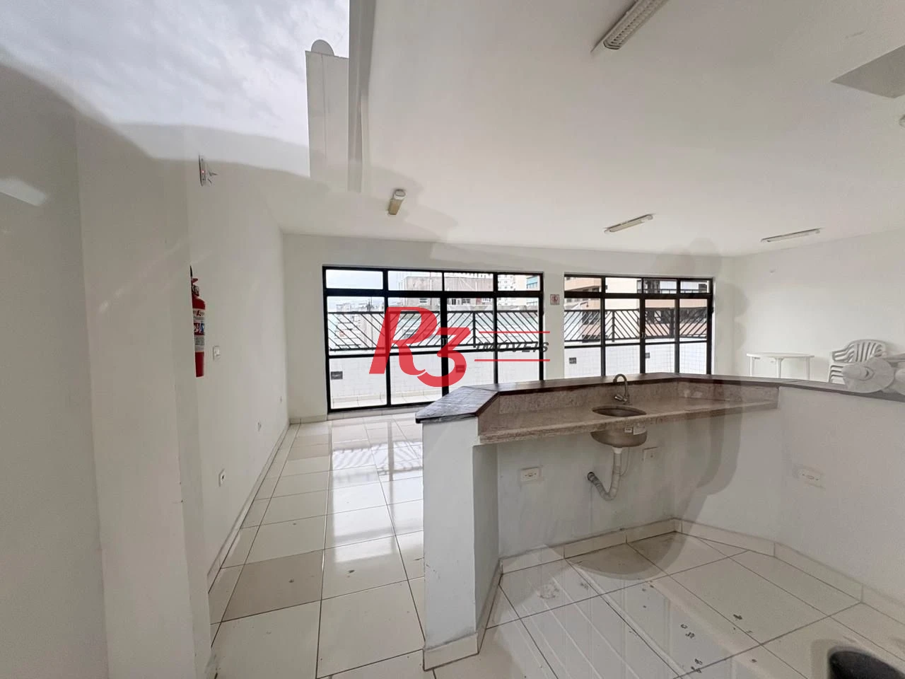 Apartamento para alugar, 48 m² por R$ 3.750,02/mês - José Menino - Santos/SP