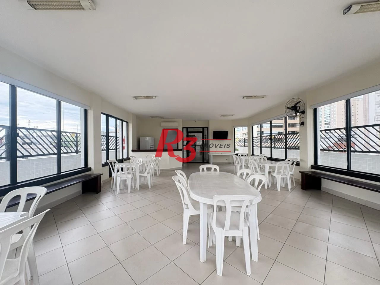 Apartamento para alugar, 48 m² por R$ 3.750,02/mês - José Menino - Santos/SP