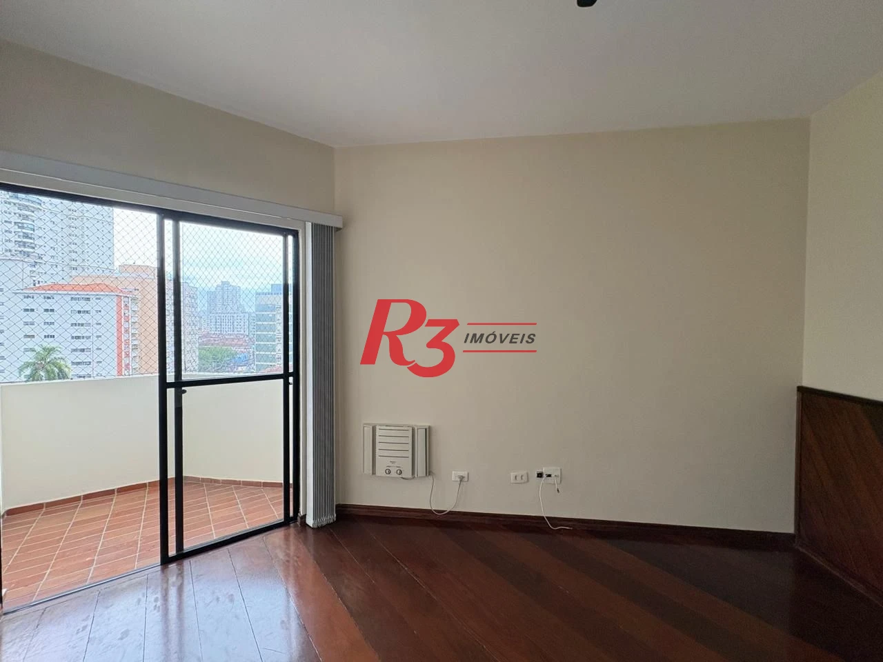 Apartamento para alugar, 48 m² por R$ 3.750,02/mês - José Menino - Santos/SP
