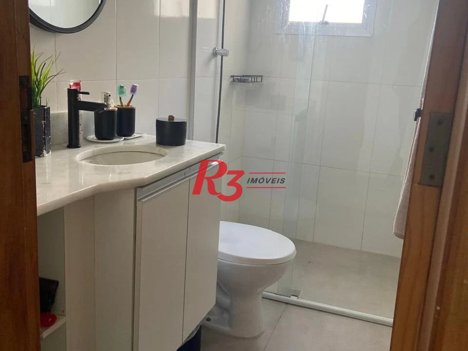 Apartamento com 2 dormitórios à venda, 74 m² por R$ 640.000,00 - Campo Grande - Santos/SP