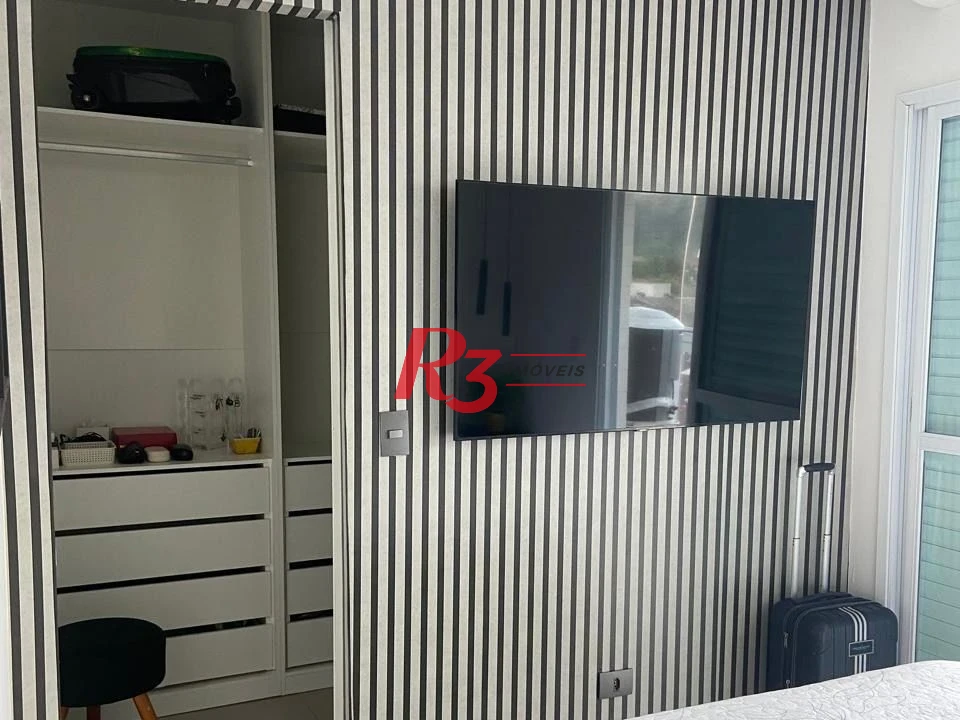 Apartamento com 2 dormitórios à venda, 74 m² por R$ 640.000,00 - Campo Grande - Santos/SP