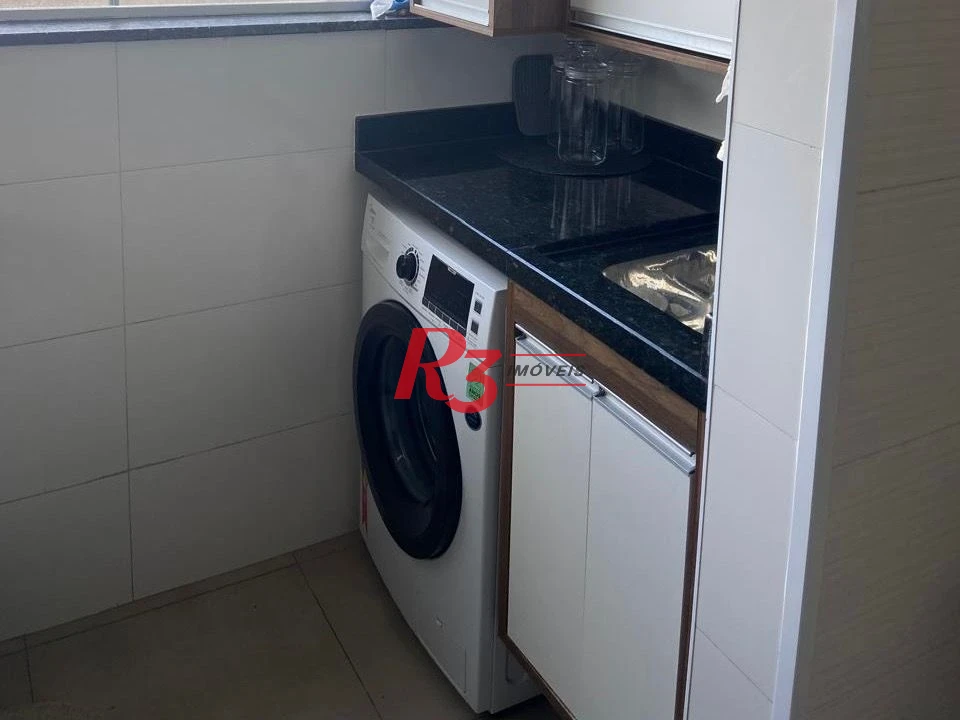 Apartamento com 2 dormitórios à venda, 74 m² por R$ 640.000,00 - Campo Grande - Santos/SP