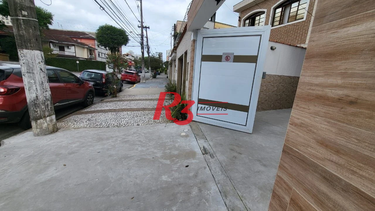 Sobrado com 2 dormitórios à venda, 65 m² por R$ 750.000,00 - Campo Grande - Santos/SP