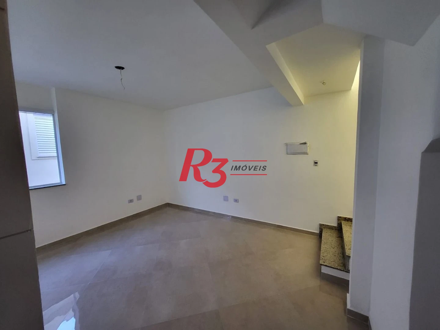 Sobrado com 2 dormitórios à venda, 65 m² por R$ 750.000,00 - Campo Grande - Santos/SP