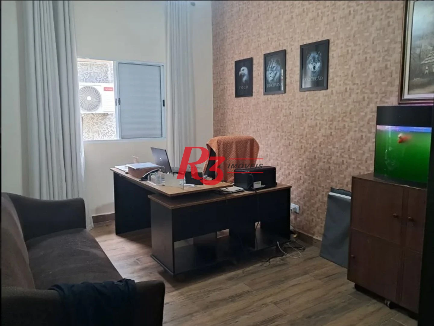 Sobrado com 3 dormitórios à venda, 134 m² por R$ 970.000,00 - Embaré - Santos/SP