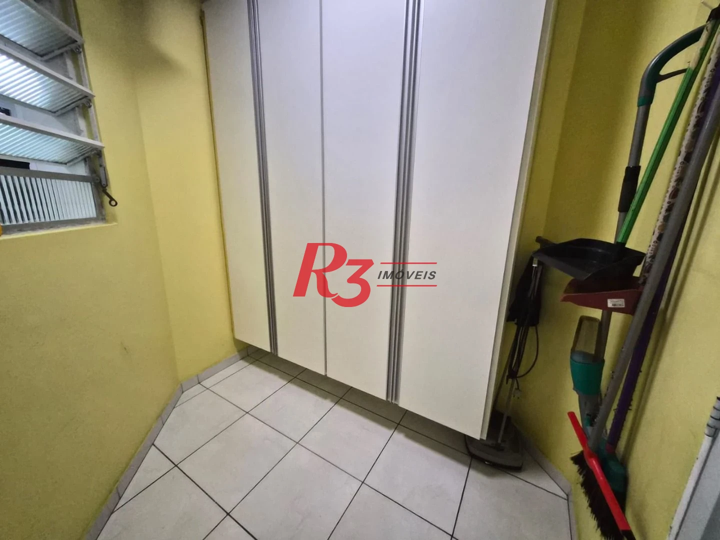 Casa com 3 dormitórios à venda, 180 m² por R$ 2.000.000,00 - Embaré - Santos/SP