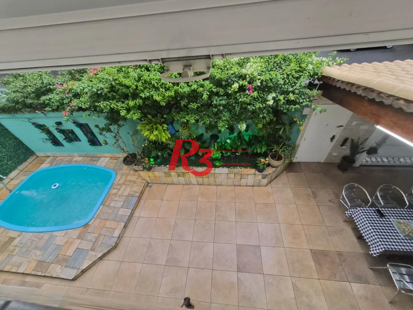 Casa com 3 dormitórios à venda, 180 m² por R$ 2.000.000,00 - Embaré - Santos/SP