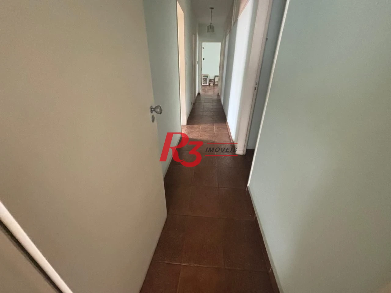Apartamento com 4 dormitórios à venda, 224 m² por R$ 850.000,00 - Gonzaga - Santos/SP
