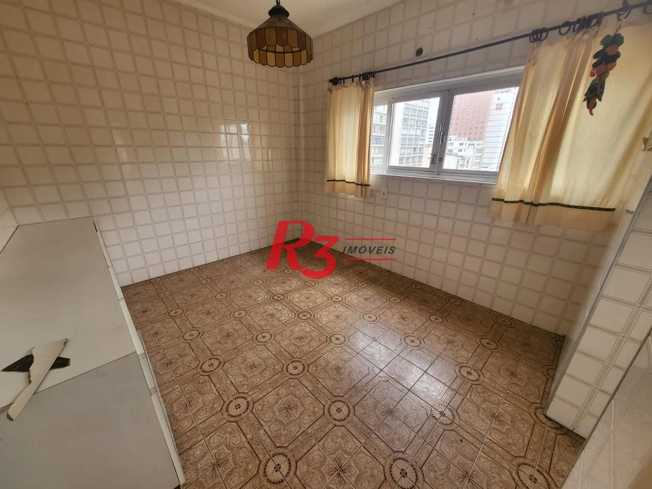 Apartamento com 4 dormitórios à venda, 224 m² por R$ 850.000,00 - Gonzaga - Santos/SP